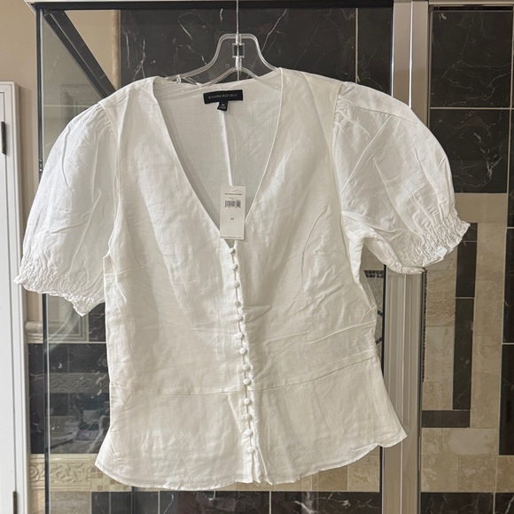 Banana Republic Tops - Banana Republic White V-Neck Puff Sleeve Button Blouse
